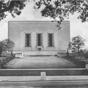 historic museum photo