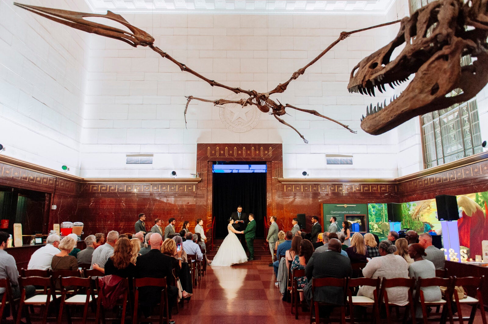 Couple gets married in the Great Hall