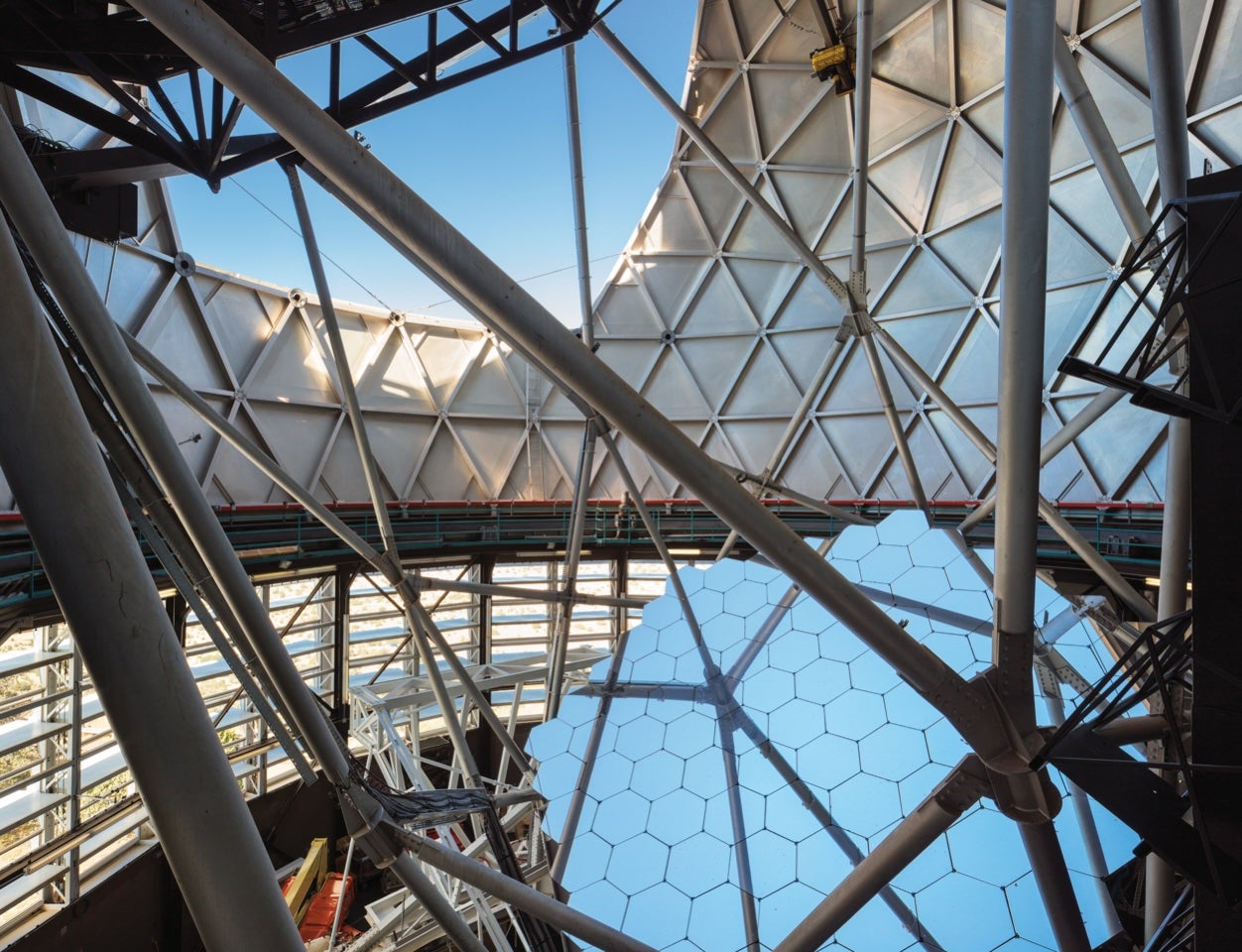 photo of the Hobby-Eberly Telescope